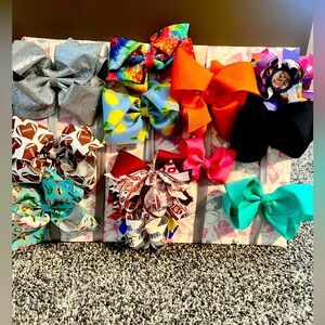 Oklahoma Fans bow assortment for little girls.